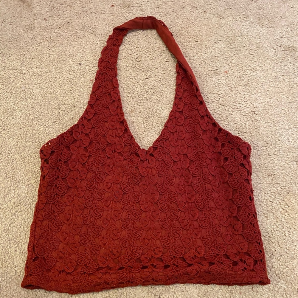 maroon halter top